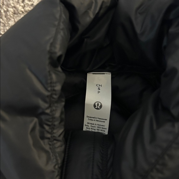 Featherweight Down Quilted Puffer Vest - Picture 2 of 2